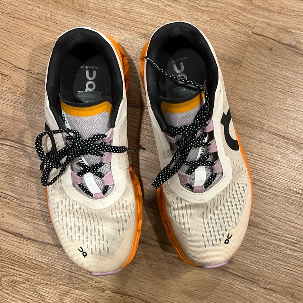 On Cloud Cloud Monsters Size 8.5